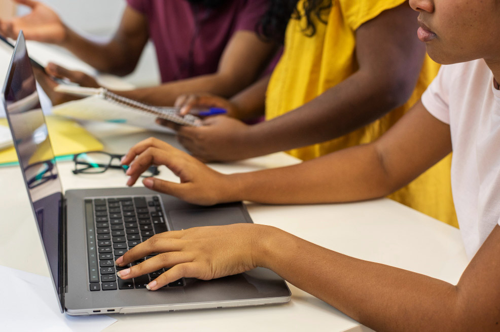 tecnologia na educação – foto freepik 2